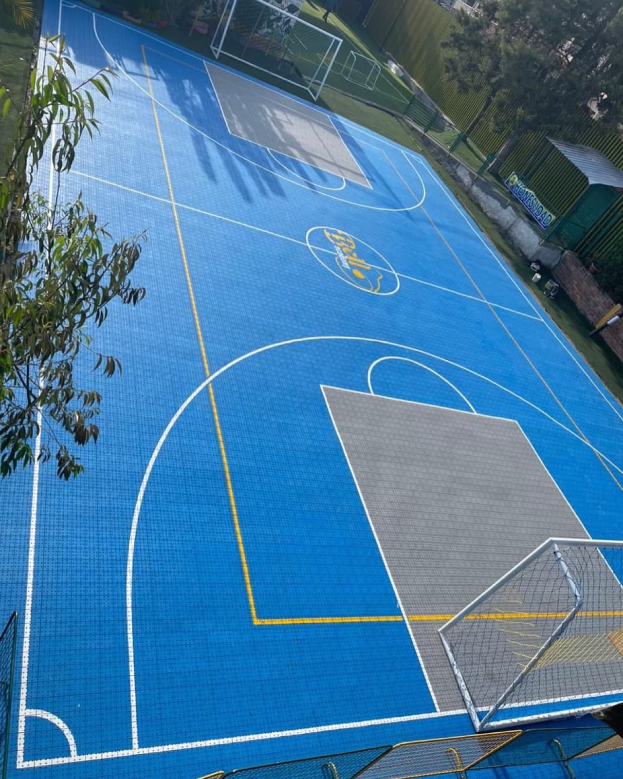 Bell Academy — Cuenca, Ecuador